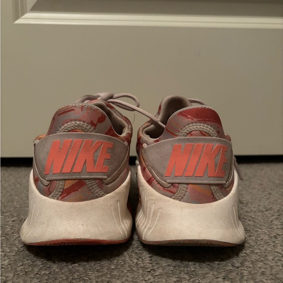 Nike Pink/Gray Metcon Free 4 | Desert Sand Crimson bliss | Women’s size 9.5 - Picture 5 of 8